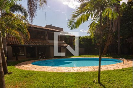 Piscina de casa para alugar com 4 quartos, 400m² em Bairro das Palmeiras, Campinas