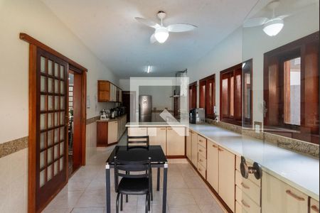 Cozinha de casa para alugar com 4 quartos, 400m² em Bairro das Palmeiras, Campinas