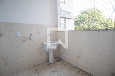 Área de Serviço de apartamento para alugar com 2 quartos, 60m² em Brasilândia, São Gonçalo