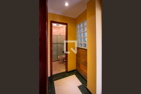 Corredor de casa à venda com 6 quartos, 500m² em Piratininga, Niterói