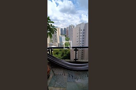 Vista de apartamento à venda com 4 quartos, 216m² em Jardim Ampliacao, São Paulo