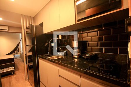 Cozinha de apartamento para alugar com 1 quarto, 25m² em Barra, Salvador