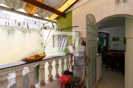 Área de serviço de casa à venda com 3 quartos, 250m² em Jardim Record, São Paulo