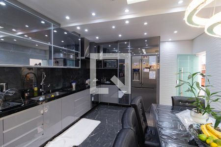Cozinha de casa à venda com 4 quartos, 300m² em Umuarama, Osasco