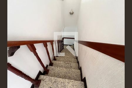 Escada Segundo Andar de casa de condomínio à venda com 4 quartos, 254m² em Taquara, Rio de Janeiro