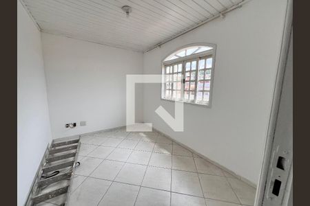 Quarto 01 de casa de condomínio para alugar com 4 quartos, 254m² em Taquara, Rio de Janeiro