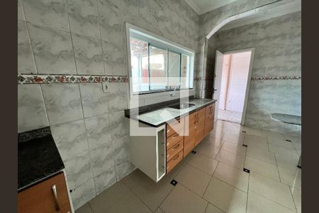 Cozinha de casa de condomínio à venda com 4 quartos, 254m² em Taquara, Rio de Janeiro