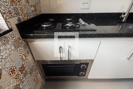 Cozinha  de apartamento para alugar com 2 quartos, 50m² em Vila Esperança, São Paulo