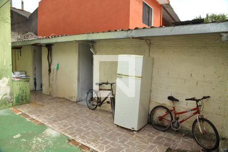 Depósito/Serviço de casa à venda com 2 quartos, 300m² em Conjunto Habitacional Sao Fernando, São Bernardo do Campo