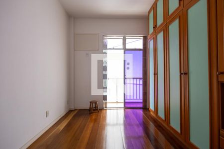 Quarto  de apartamento para alugar com 2 quartos, 77m² em Grajaú, Rio de Janeiro