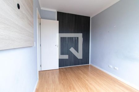 Quarto 2 de apartamento para alugar com 2 quartos, 47m² em Cidade Industrial de Curitiba, Curitiba