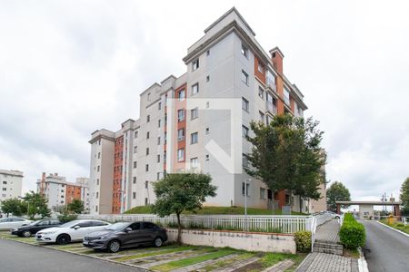 Fachada do bloco de apartamento para alugar com 2 quartos, 47m² em Cidade Industrial de Curitiba, Curitiba