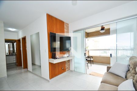 Sala de estar de apartamento para alugar com 2 quartos, 76m² em Serra, Belo Horizonte