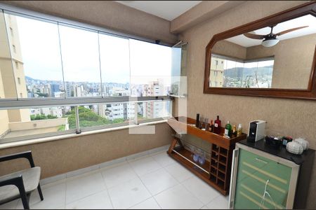 Varanda de apartamento para alugar com 2 quartos, 76m² em Serra, Belo Horizonte