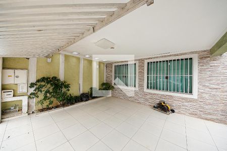 Garagem de casa à venda com 4 quartos, 232m² em Vila Antonieta, São Paulo