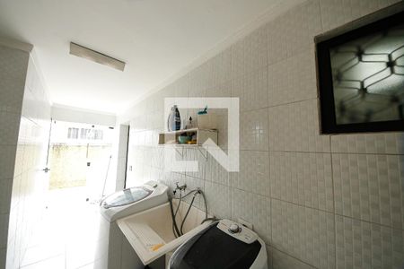 Área de Serviço de casa à venda com 4 quartos, 232m² em Vila Antonieta, São Paulo