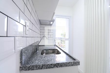Cozinha de apartamento para alugar com 2 quartos, 40m² em Boaçava, São Paulo