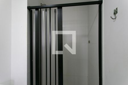 Banheiro de apartamento para alugar com 1 quarto, 25m² em Vila Zilda, São Paulo
