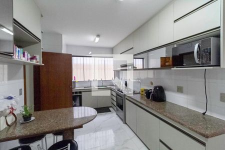 Cozinha de casa para alugar com 3 quartos, 231m² em Castelo, Belo Horizonte