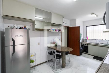 Cozinha de casa para alugar com 3 quartos, 231m² em Castelo, Belo Horizonte