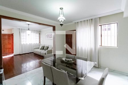 Copa de casa para alugar com 3 quartos, 231m² em Castelo, Belo Horizonte