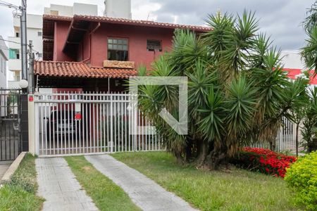 Fachada de casa para alugar com 3 quartos, 231m² em Castelo, Belo Horizonte