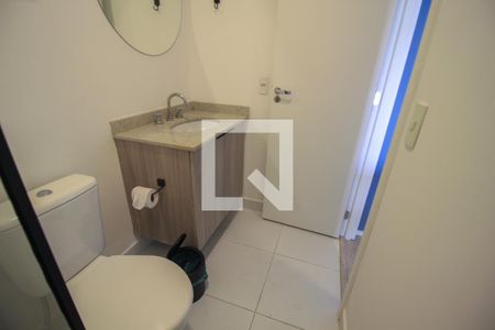 Banheiro de kitnet/studio para alugar com 1 quarto, 24m² em Belenzinho, São Paulo