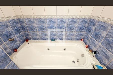 Banheiro da Suíte de casa à venda com 3 quartos, 170m² em Medeiros, Jundiaí