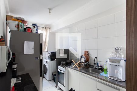 Cozinha de apartamento à venda com 2 quartos, 57m² em Planalto, Belo Horizonte