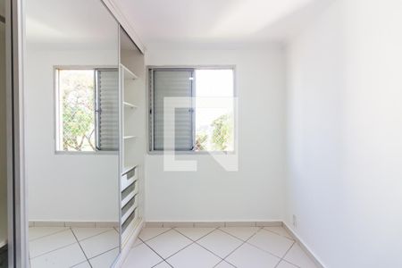 Quarto 2 de apartamento para alugar com 2 quartos, 59m² em Cidade das Flores, Osasco