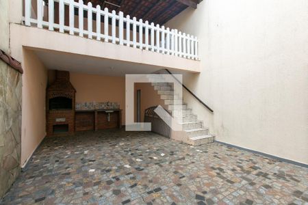 Quintal de casa para alugar com 2 quartos, 149m² em Jardim Casa Pintada, São Paulo