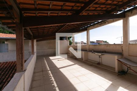 Terraço de casa à venda com 2 quartos, 170m² em Vila Copacabana, Belo Horizonte