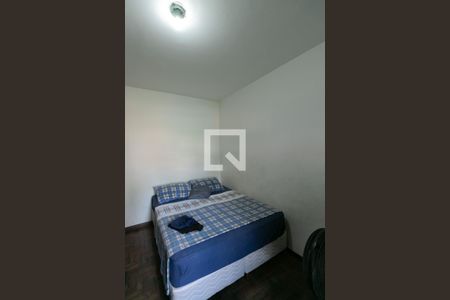 Quarto 2 de casa à venda com 2 quartos, 170m² em Vila Copacabana, Belo Horizonte