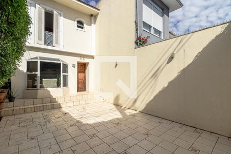 Garagem de casa à venda com 3 quartos, 168m² em Moema, São Paulo