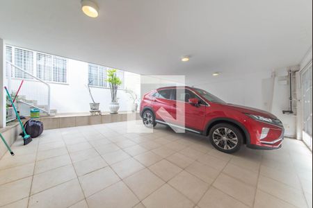 Garagem de casa à venda com 2 quartos, 270m² em Cursino, São Paulo