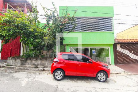 Fachada de casa à venda com 4 quartos, 300m² em Vila Campanela, São Paulo