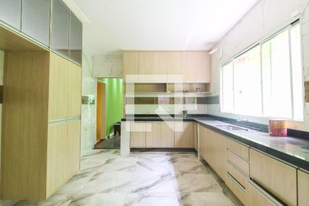 Cozinha de casa à venda com 4 quartos, 300m² em Vila Campanela, São Paulo