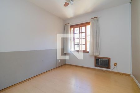 Quarto 1 de casa de condomínio para alugar com 3 quartos, 117m² em Medianeira, Porto Alegre