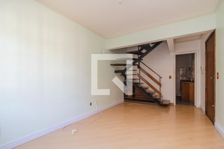 Sala de casa de condomínio para alugar com 3 quartos, 117m² em Medianeira, Porto Alegre