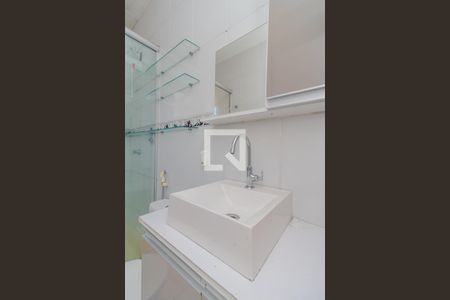 Quarto 1 - Suíte de casa de condomínio para alugar com 3 quartos, 117m² em Medianeira, Porto Alegre