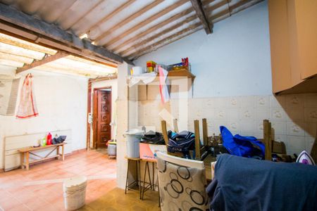 Área de Serviço de casa à venda com 3 quartos, 250m² em Vila Scarpelli, Santo André