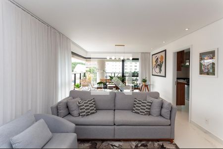 Sala de apartamento à venda com 3 quartos, 135m² em Água Branca, São Paulo