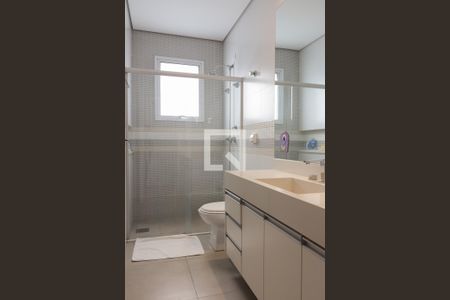 Banheiro da suíte 2 de casa à venda com 4 quartos, 400m² em Planalto Paulista, São Paulo