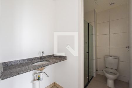 Banheiro de apartamento para alugar com 1 quarto, 34m² em Centro, Niterói