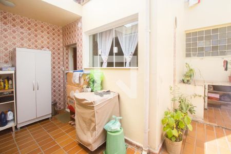 Quintal de casa à venda com 3 quartos, 136m² em Chácara Santo Antônio (zona Sul), São Paulo