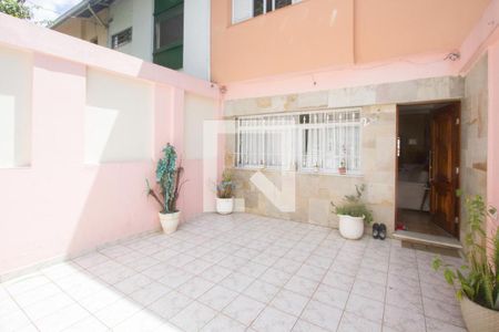 Garagem de casa à venda com 3 quartos, 136m² em Chácara Santo Antônio (zona Sul), São Paulo