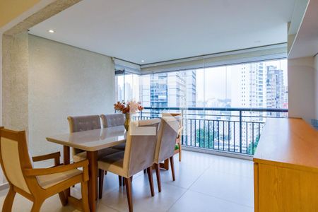 Sala de apartamento à venda com 2 quartos, 74m² em Panamby, São Paulo