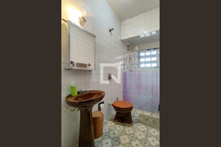Banheiro de casa para alugar com 4 quartos, 270m² em Cidade Ocian, Praia Grande