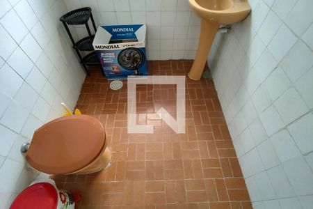 Banheiro de Serviço de casa para alugar com 4 quartos, 270m² em Cidade Ocian, Praia Grande