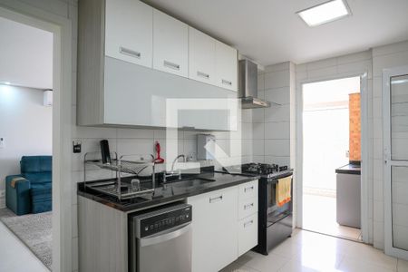 Cozinha de apartamento à venda com 4 quartos, 137m² em Vila Gumercindo, São Paulo